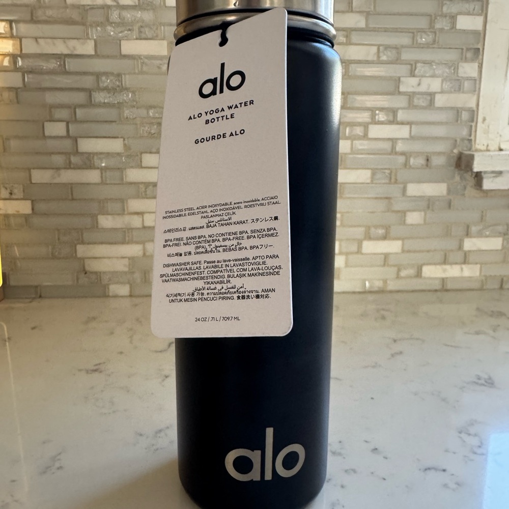 ALO Yoga Black Water Bottle